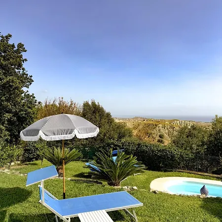 Acquaro With Pool * Santa Caterina dello Ionio