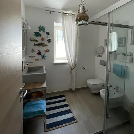 Acquaro With Pool Villa