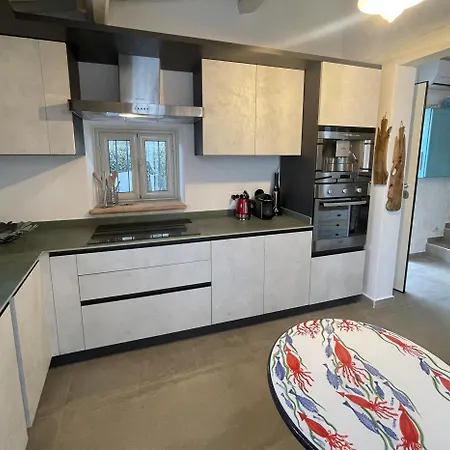 Villa Acquaro With Pool *