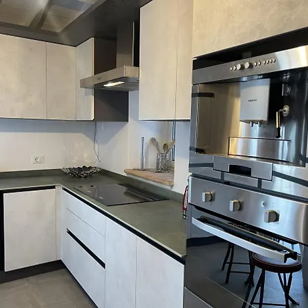 Villa Acquaro With Pool