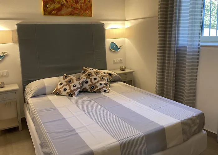 Acquaro With Pool ヴィラ サンタ・カテリーナ・デッロ・イオーニオ