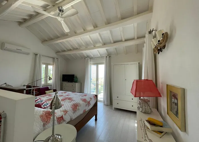 Acquaro With Pool ヴィラ *