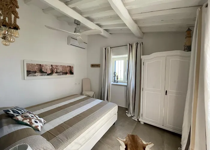 Acquaro With Pool * サンタ・カテリーナ・デッロ・イオーニオ