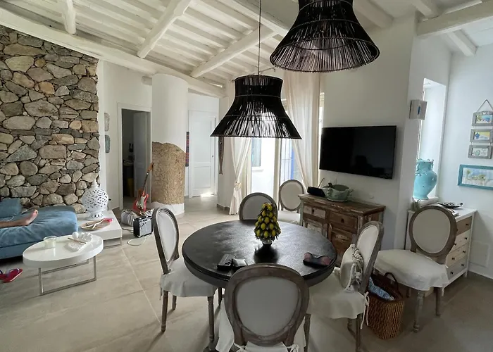 ヴィラ Acquaro With Pool サンタ・カテリーナ・デッロ・イオーニオ